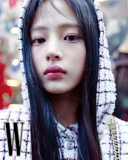 Amazon.co.jp: W KOREA JISOO 表紙, 画報 記事掲載 タイプA [並行輸入
