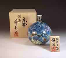 華道・花器・花瓶・飾り壺・池坊・有田焼・伊万里焼 Amazon.co.jp: 有田焼・伊万里焼の高級陶器花瓶・飾り壺｜贈答品
