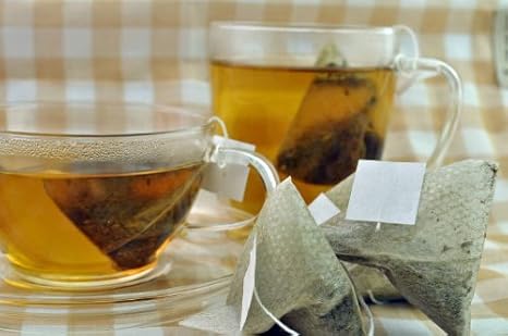 Amazon すべてが国産ウラジロガシ流石茶三角ティーパック ２ ５g ３０袋入り おいしさのちがい ノンカフェイン まめまめハウスカフェの素 ハーブティー 通販