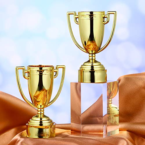 Copos de troféus NUOBESTY Golden Award – Copos de troféus de plástico para recompensas infantis, prê