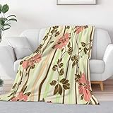 【Cadeau parfait】Non seulement moelleuse et solide, mais aussi soigneusement confectionnée, cette couverture en flanelle est un cadeau parfait pour votre bébé, votre copine, votre épouse ou vos filles. Son style polyvalent en fait aussi un joli plaid enfant pour la chambre des tout-petits.