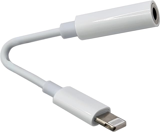 Pipestation® 3.5mm Aux Jack Adapter (White) | Audio Headphone Adapter Lead for iPhone in Car | Compatible with iPhone 13 Pro Max 12 11 XR XS X 8 Plus 7 SE iPad Air | Adaptor for Home Stereo Headphones