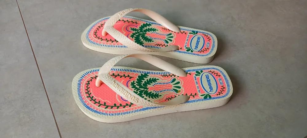 Chinelo Havaianas Top Summer Vibes Cor-Buttercream Tamanho – 37-38 em promoção! Veja a oferta e mais achadinhos de Chinelos & Pantufas 4 Hoje é o melhor dia para comprar Chinelo Havaianas Top Summer Vibes Cor-Buttercream Tamanho – 37-38 com aquele preço maroto! Promoção! Aproveite a oferta! 4