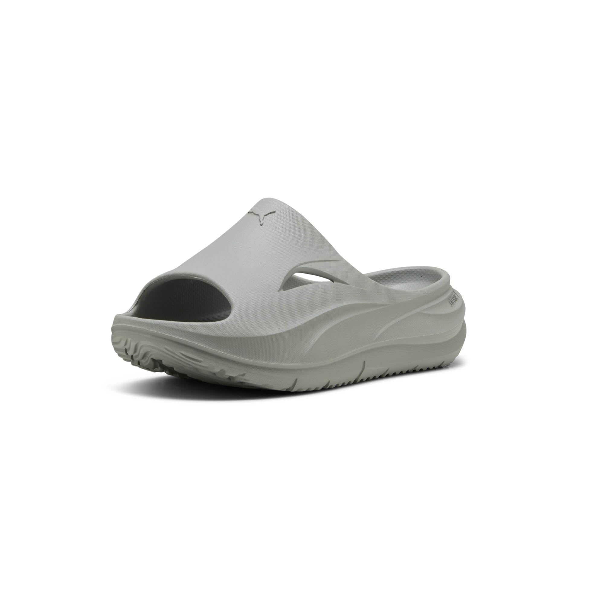 PUMA Men's Softride ZeroG Slide Sandals, Light Sand, 9