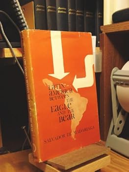 Hardcover Latin America between the eagle and the bear Book