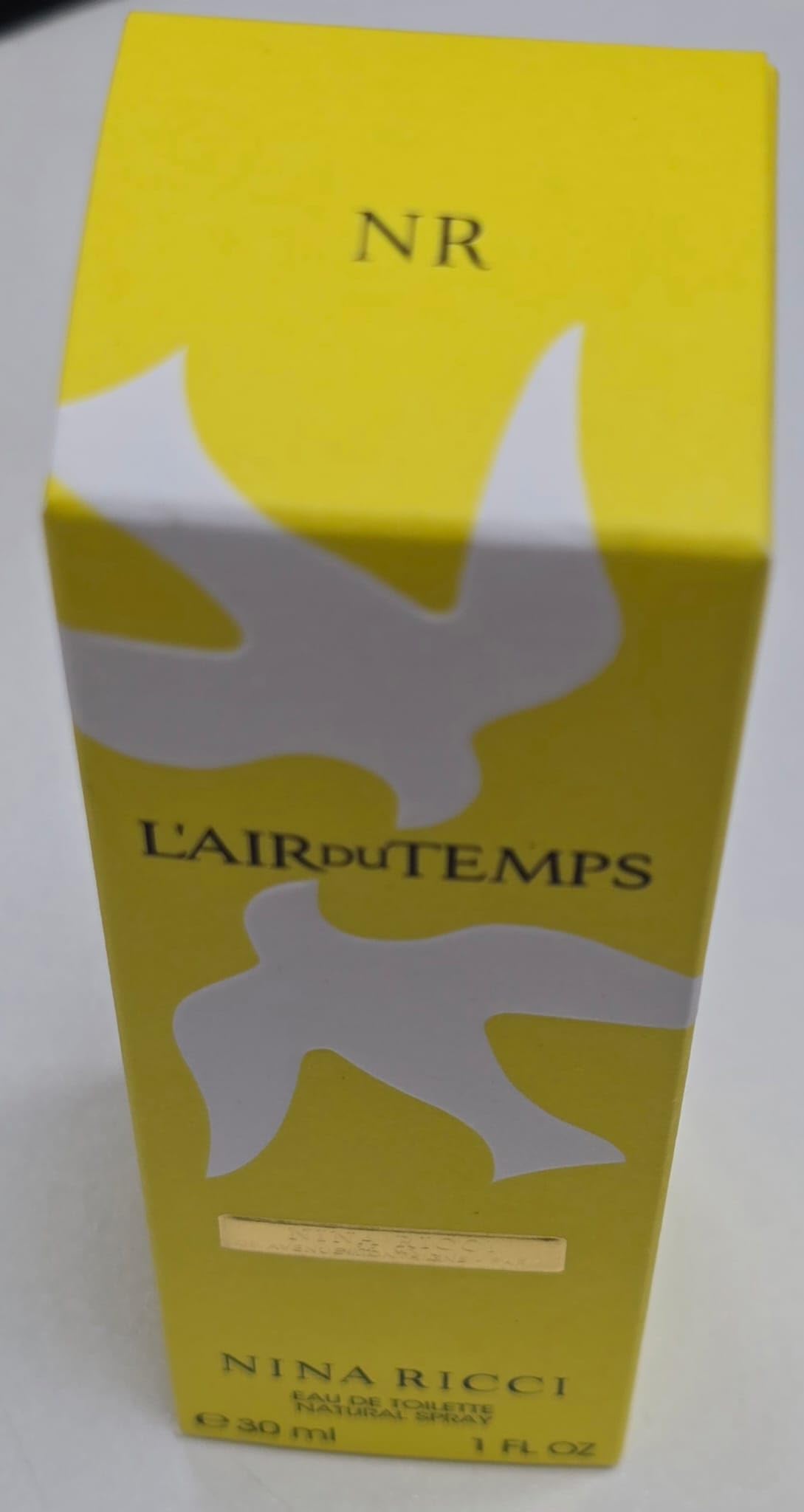 Nina Ricci L'AIR du Temps by Eau De Toilette Spray 1 oz / 30 ML (Women)