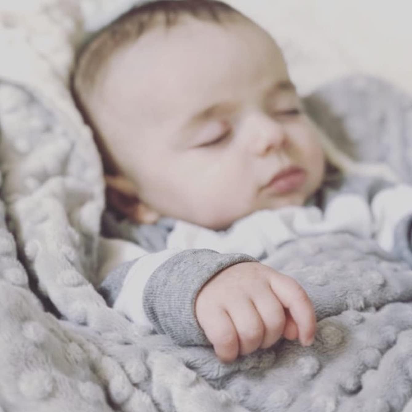MEG ORIGINAL Ivory & Gray Minky Dot Baby/Toddler Crib Blanket 6778