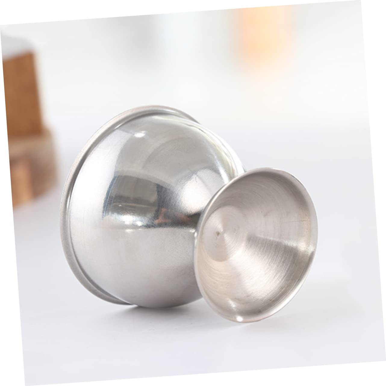 GRIRIW 2pcs Stainless Steel Egg Cup Egg Holder Cup Egg Cups Plate Egg Display Stand Egg Holder for Fridge Portable Egg Holder Dippy Egg Holder Mini Beer Mugs Boiled Egg Cup Holder Eggs