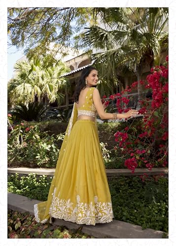 Image of LooknBook Art Womens Women Lehenga Choli