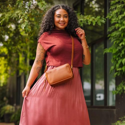 Image of Portland Leather Goods Small Camera Bag Purse for Women - Handmade from the Finest Full-Grain Hides