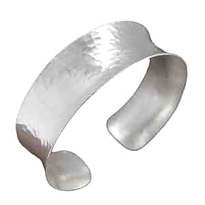 バングル Silver Oval Shape Hammered Surface Bangle / Bracelet / Cuff Silpada Heavy Oval Hammered Sterling Silver Bangle Bracelet