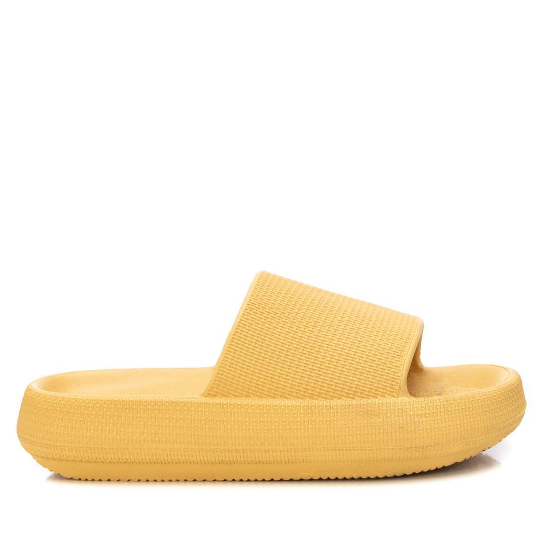 XTI 0 44489 44489 Flat Sandal, AMARILLO, 6 UK
