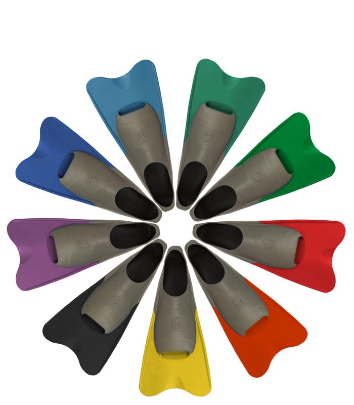 Mad Wave Long Blade Swim Fins - Durable Natural Rubber Training Fins for Leg Strength, Speed & Technique - Suitable for Beginners, Swimming, Snorkeling & Scuba Diving