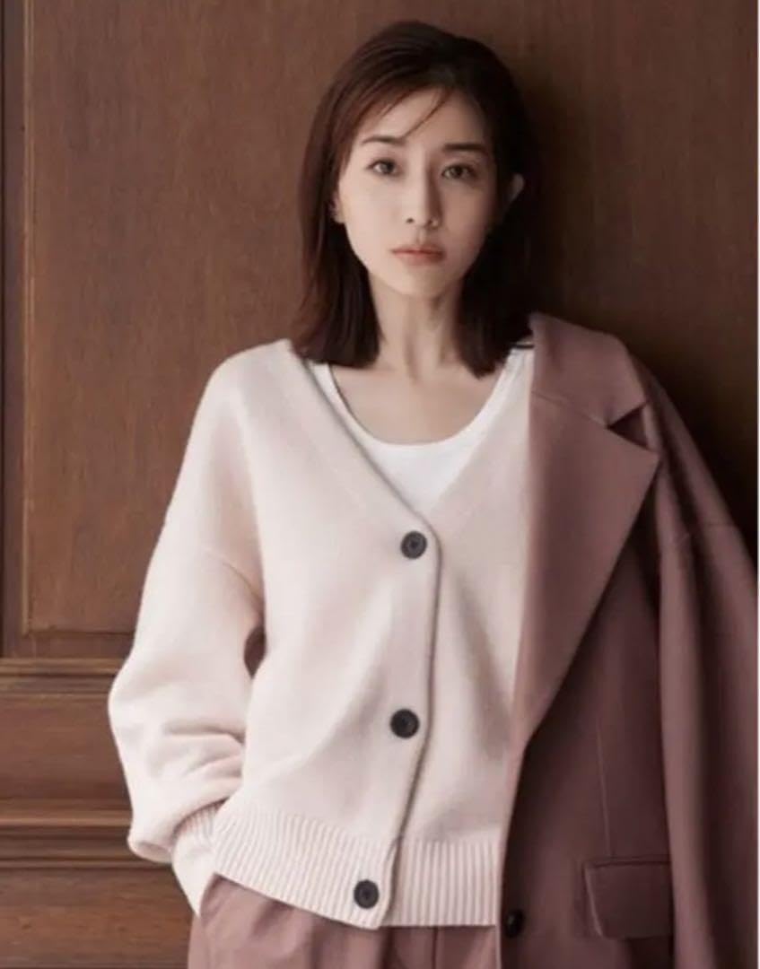 Amazon.co.jp: CLANE 田中みな実コラボ ニットカーディガン サイズ2  