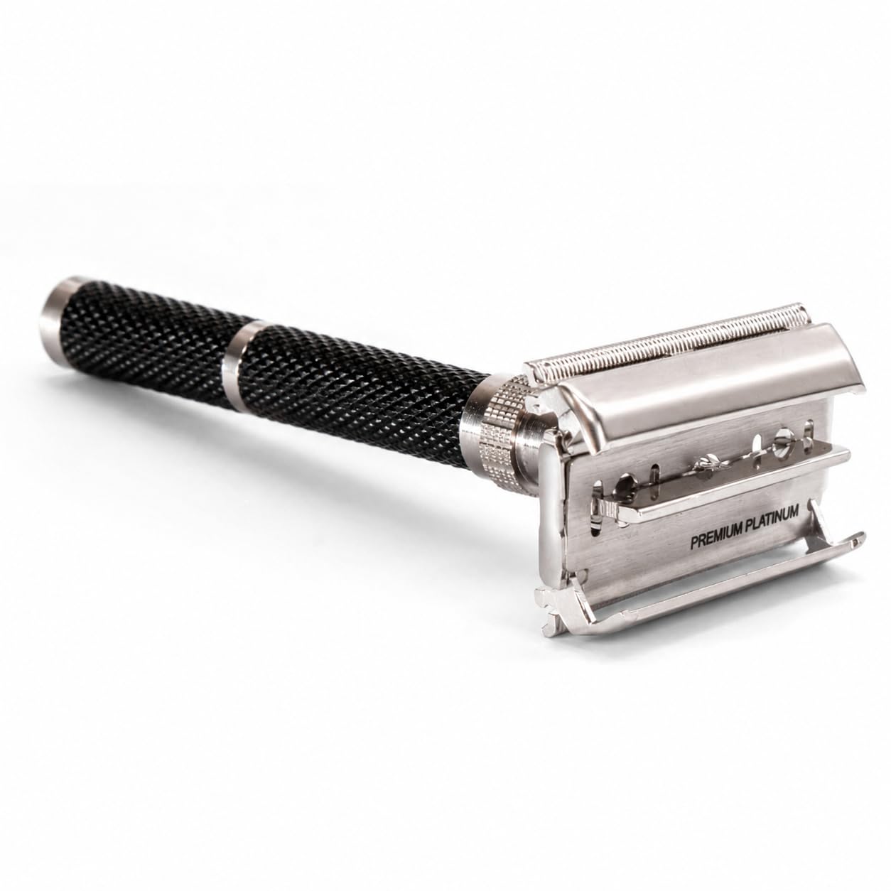 MasQQ Men Premium Safety Razor Long Handle Butterfly Open Double Edge Razor | Butterfly Open Mechanism Brass Razor-image-13