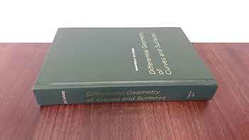 Differential Geometry of Curves and Surfaces: Revised and Updated Second Edition (Dover Books on Mathematics) [ペーパーバック] do Carmo， Manfredo P. Differential Geometry of Curves and Surfaces: Revised and