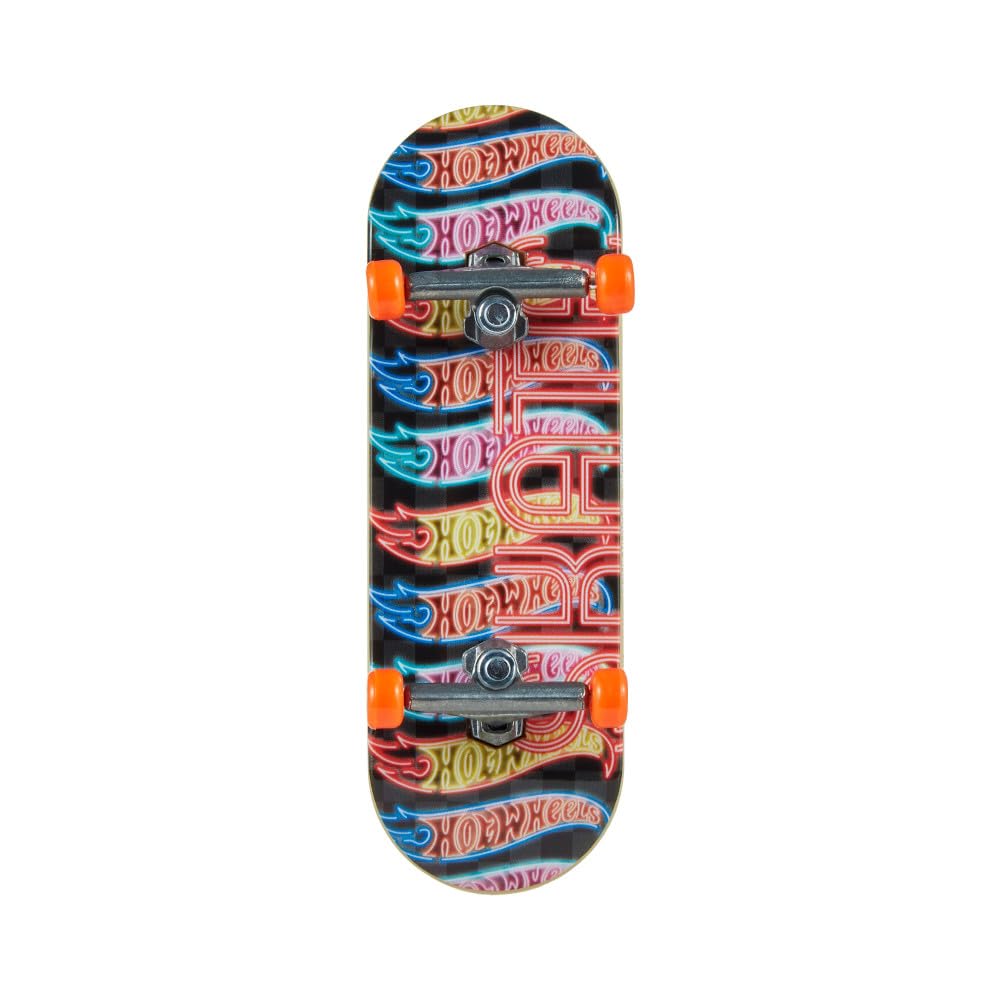 Hot Wheels Skate Veículo de Brinquedo Pacote de Skateboards com Tênis