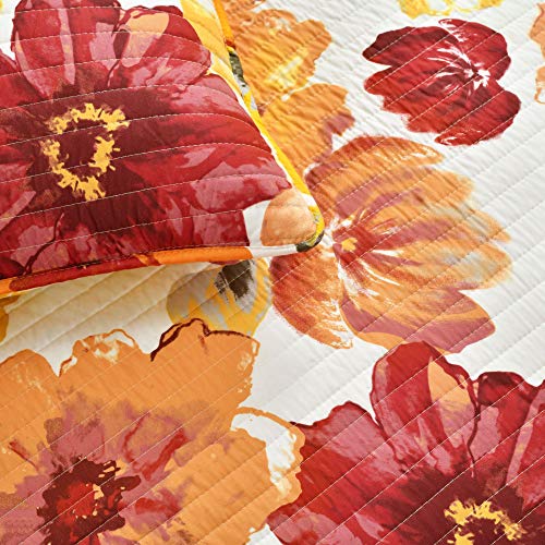 Image of Lush Decor Leah Reversible Floral Quilt Set, 3 Piece Set, Full / Queen, Red & Orange - Watercolor Botanical - Cottage Core - French Country Decor- Bedding Queen Size
