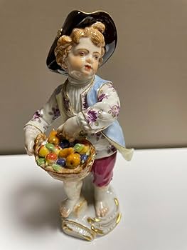 マイセン　19世紀 グレイハウンド 陶器 置物 マイセン 19世紀 グレイハウンド 陶器 置物 マイセン 19世紀