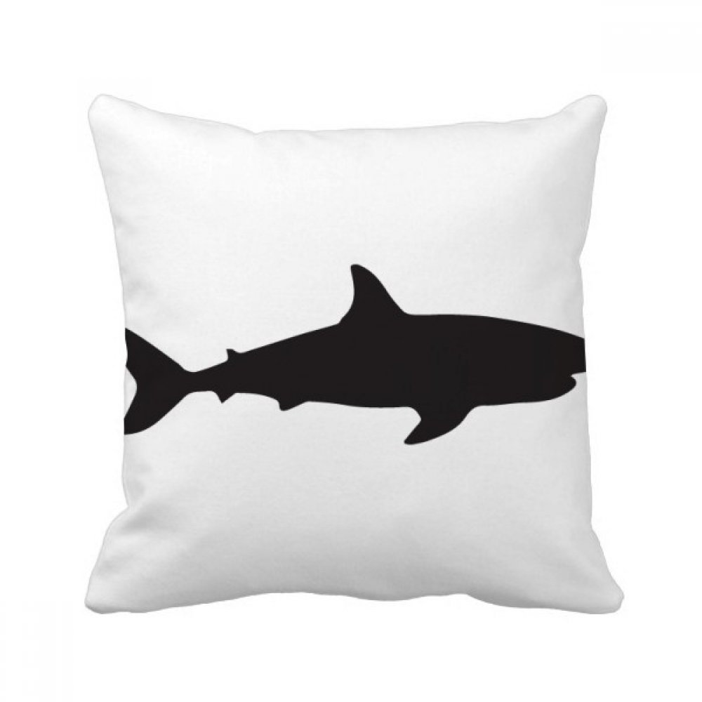 Poisson coussin requin féroce multicolore pour décorer votre salon