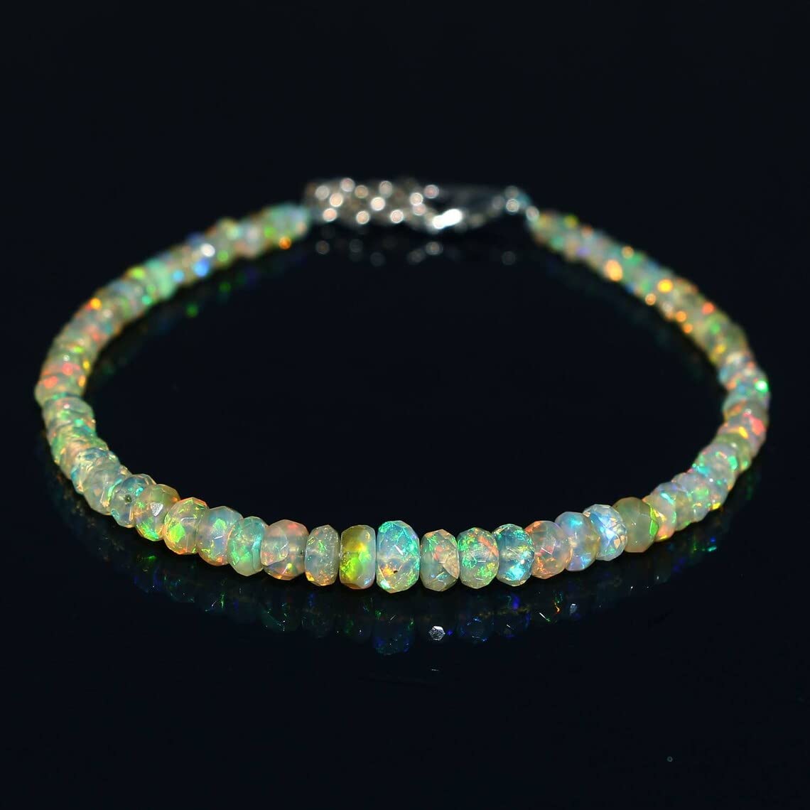 925 Sterling Silber 3 mm bis 7 mm natürliche äthiopische Welo Feueropal facettierte Rondelle Edelstein Perlen Armband für Frauen | AAA-Qualität Opal perlen | 7-Zoll-Opal-Armband | Opalschmuck