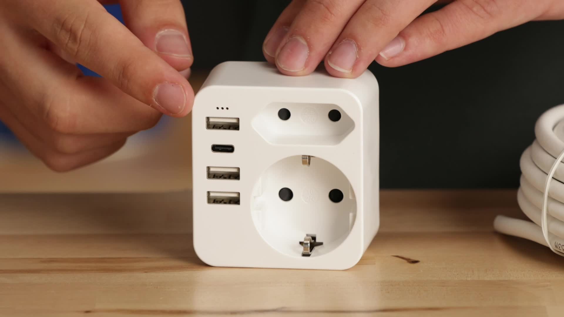 Caricatore USB universale da 1/2/3 porte Spina UK Adattatore Caricatore USB universale da 1/2/3 porte Spina UK Adattatore
