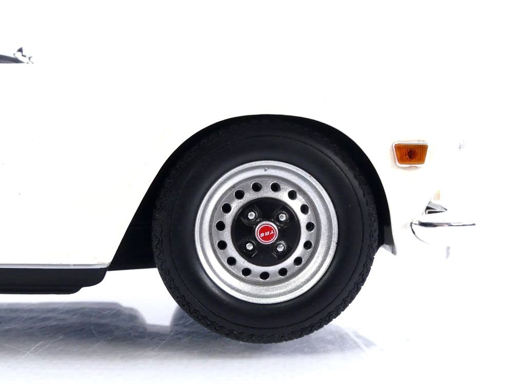 Amazon.co.jp: Minichamps 1:18 Triumph TR6-1969 - ホワイト(LHD