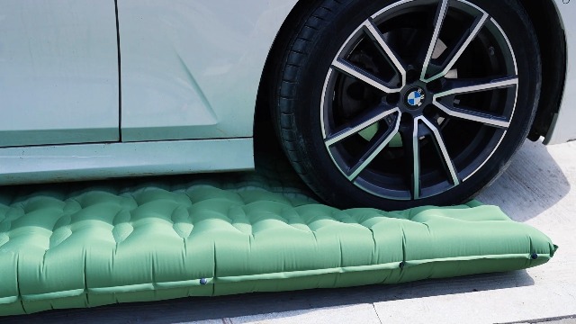 Satisure Materasso Ad Aria Da Campeggio - 196x69x9 Cm, Ultraleggero, Impermeabile, Con Pompa A Pedale Integrata