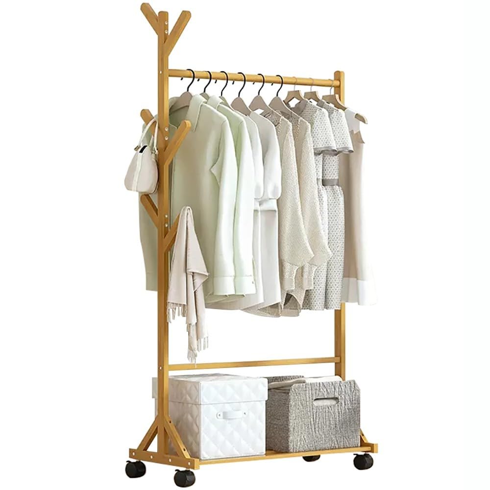 Portant à vêtements en bambou pour chambre à coucher créez un dressing épuré et ordonné