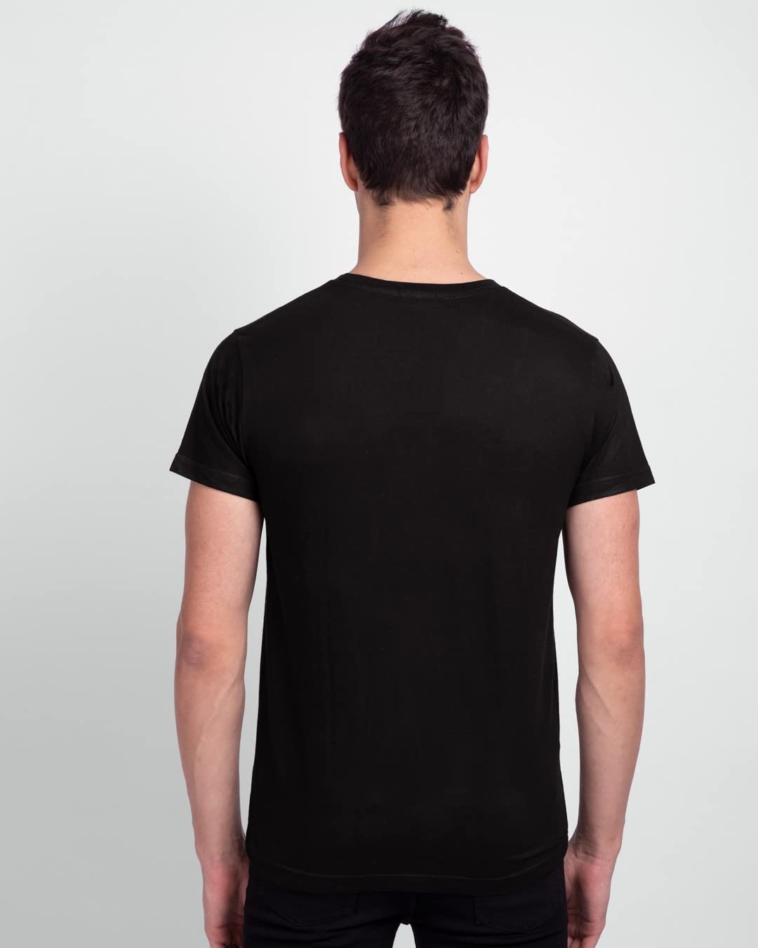 Bewakoof Camiseta estampada 100% algodón para hombre, ajuste regular, cuello redondo, media manga, negro, 48