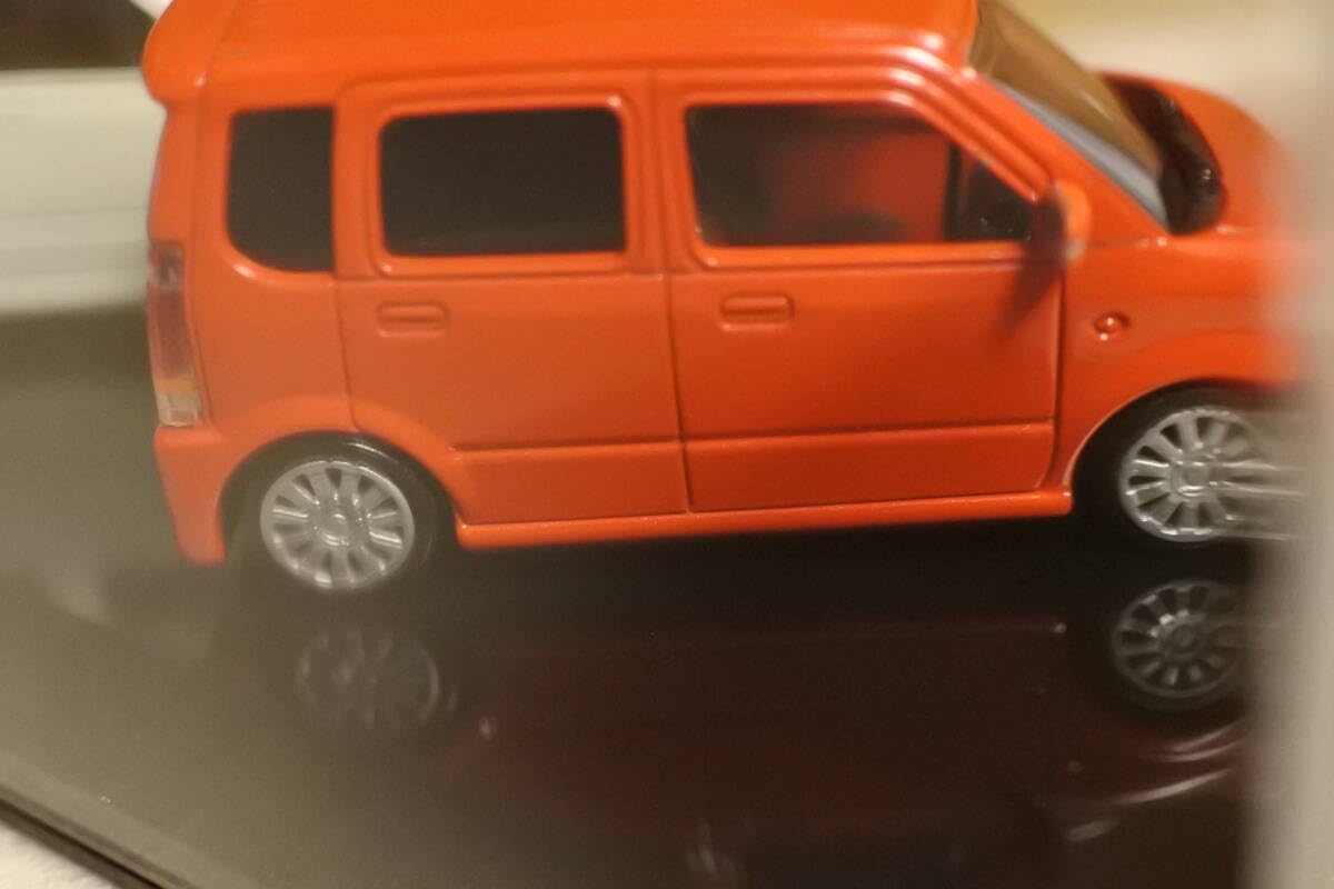 Amazon | 1/43 スズキワゴンR 5年連続軽NO1＆300万台記念 