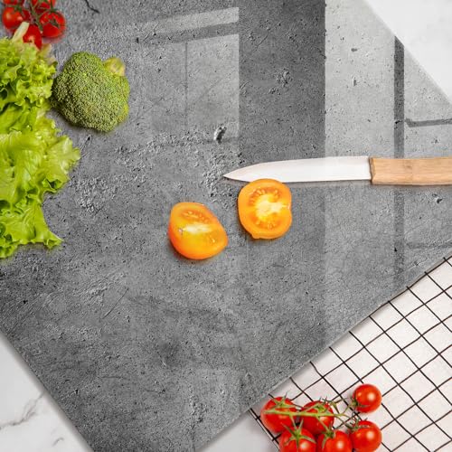 Planche à découper 60x52cm Wallfluent effet béton pour une cuisine moderne