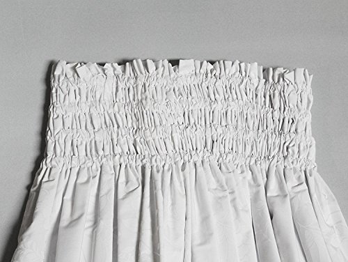 Hawaiian Pa'u Hula Skirt, White Flower on White Background4