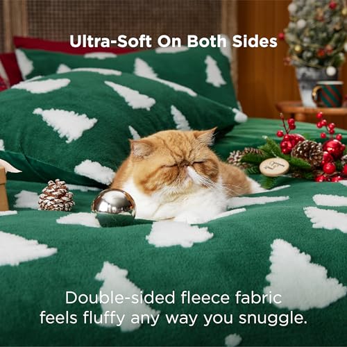 Image of Bedsure Fluffy Christmas Comforter Set Twin - Green Bedding with Christmas Tree, Warm Flannel Fleece Bed Sets for Winter, 2 Pieces, 1 Soft Plush Shaggy Comforter with 1 Pillowcase | Bed in a Bag, Comforters, Bedroom, Winter Warm Flannel Fleece Bedding with Christmas Tree, Soft Plush Shaggy Set, Easy Care