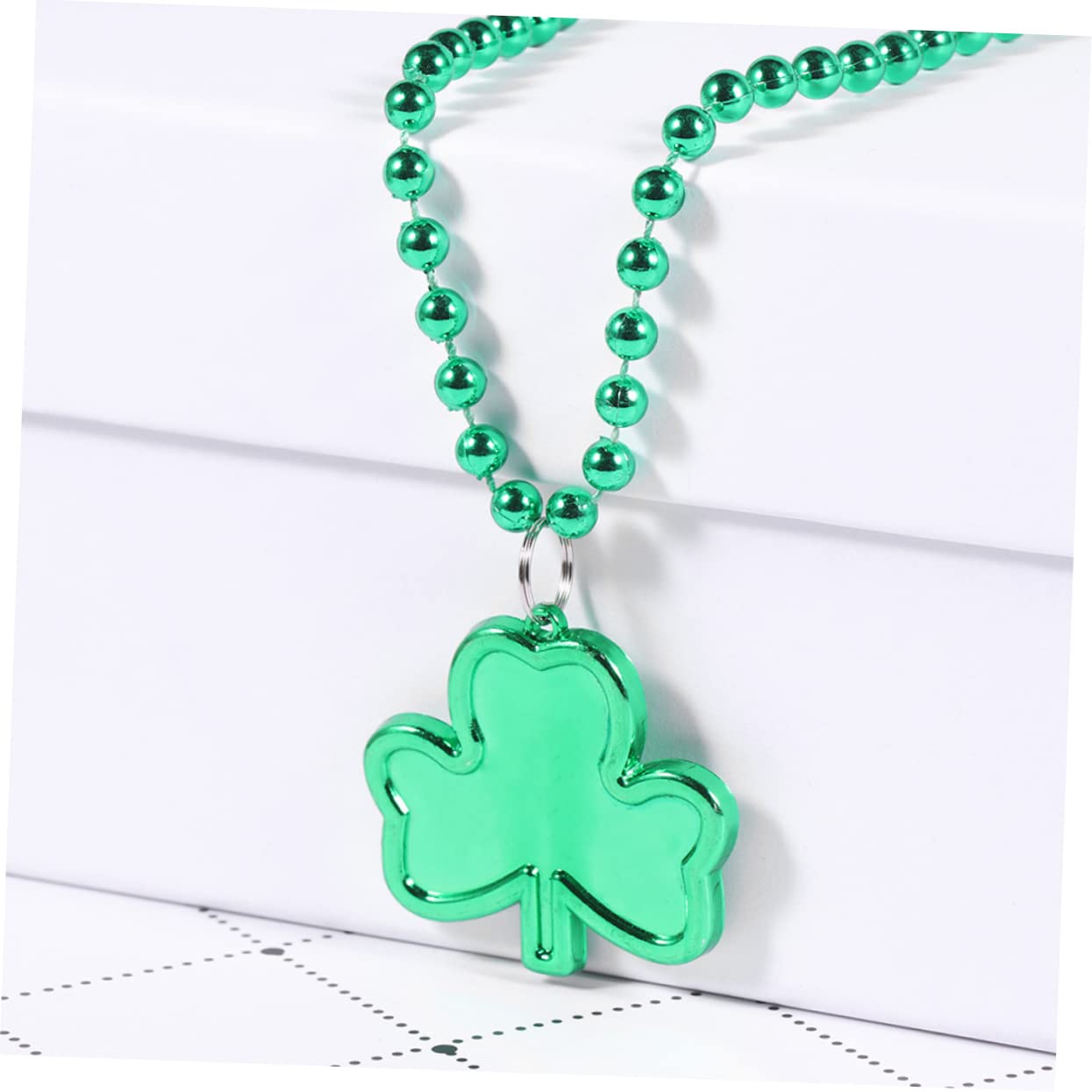 Alipis 2sätze Shamrock Party Zubehör Für Patrick's Day Brille Handgelenkband Bowtie Und Hut Festliche Foto-Requisiten Für Unvergessliche Feiern