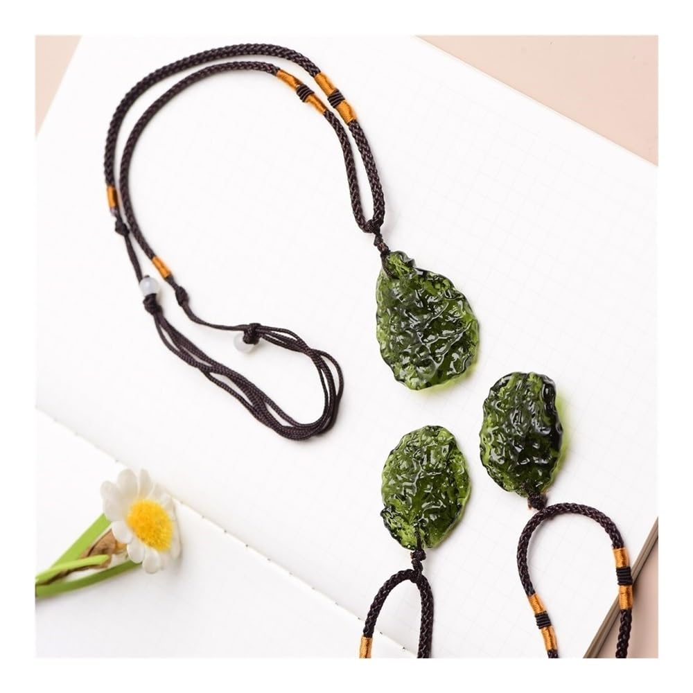 1PC Collana in vera Moldavite naturale Collana in meteorite ceco grezzo Cristallo energetico Pietra preziosa Elegante collana, regalo prezioso for gli amici(15-20g)