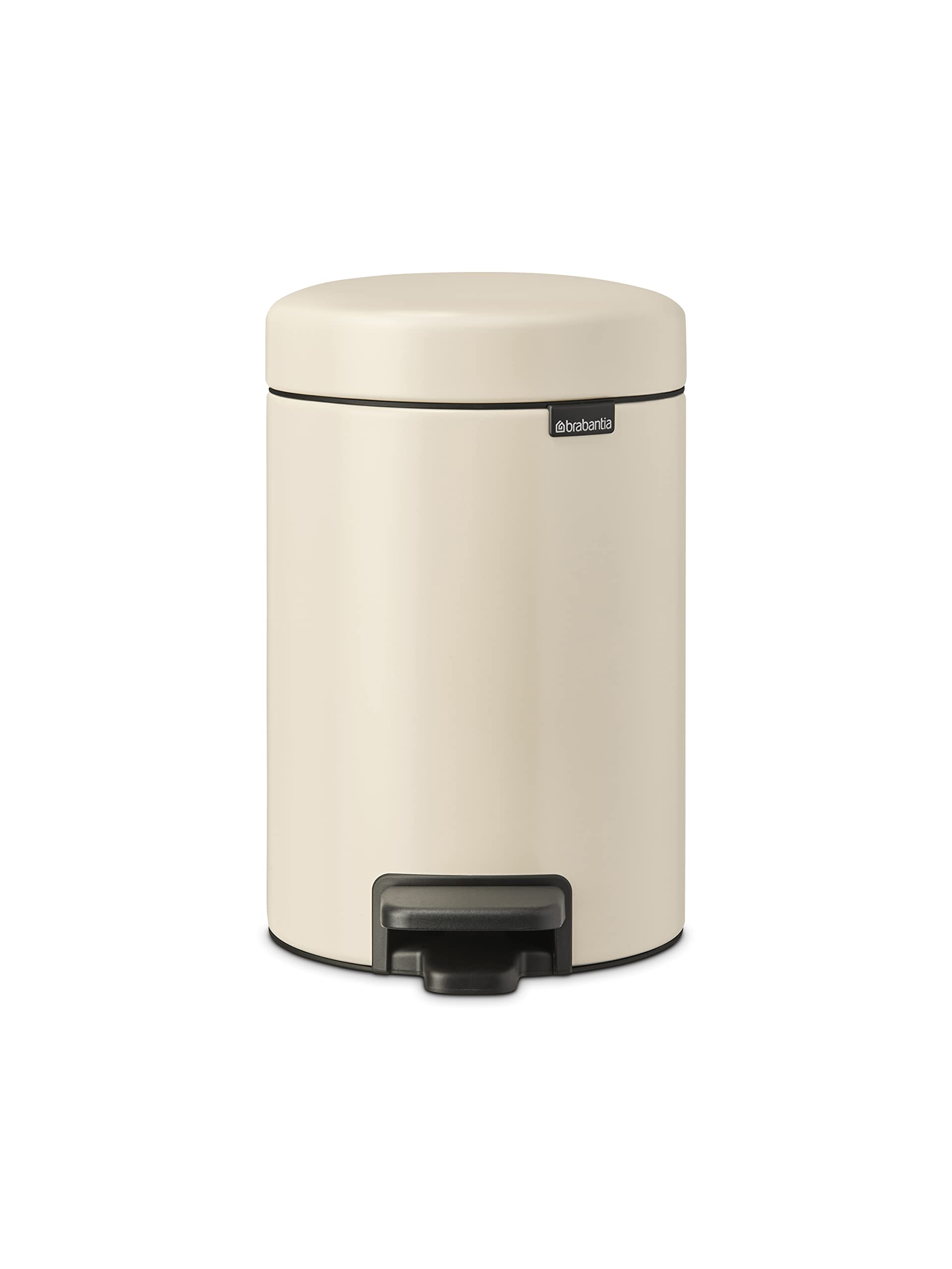 Brabantia - NewIcon Pedal Bin 3L - Small Waste Bin for Bathroom or Toilet - Soft Close Lid - Easy Pedal Operation - Removable Inner Bucket - Soft Beige - 17 x 24 x 27 cm