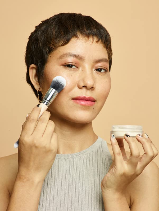 Image of Bindt Beauty make up brush Blending In Dual Brush - Premium Makeup Brush, Easily blends products, Natural Flawless finish, 5 gm