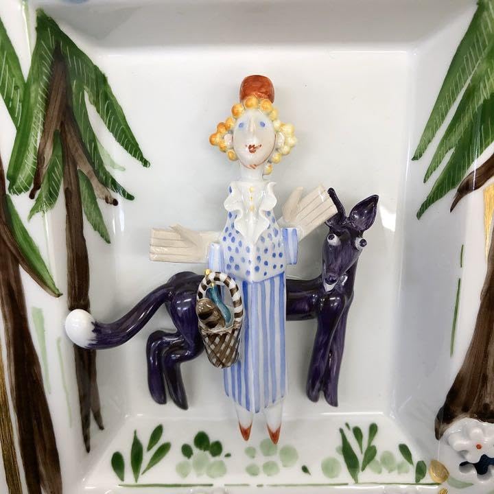 Amazon.co.jp: マイセンMEISSEN プラーク 赤ずきんちゃんと狼 管理.KT