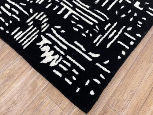 Image of Sifa Carpet Crafted with Care: Premium Hand-Tufted 100% New Zealand Wool Carpets for Area Rugs Color Black /White Size 4x6 feet (120x180cm)