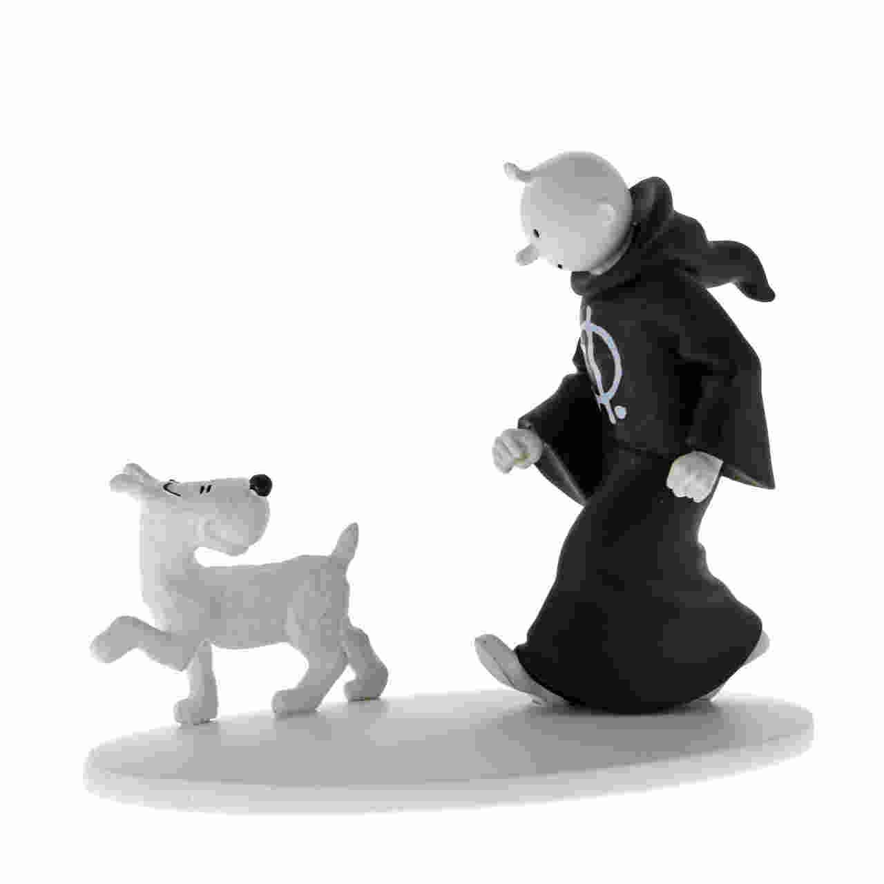 TINTIN FIGURINE RESINE: B&W - Tintin In Cigars Of Pharaoh (OFFICIAL TINTIN  SINGAPORE) : Amazon.sg: Home