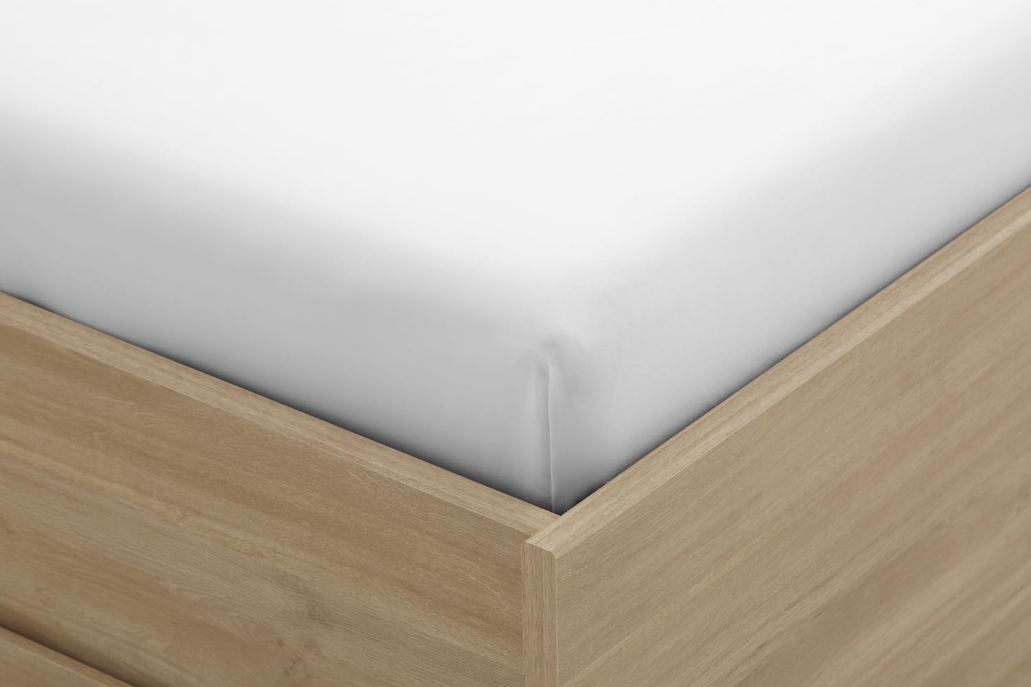 Degrees Home Collection - Sábana Bajera Ajustable 150x190x33 cm - Microfibra de poliéster, Calidad Oeko Tex sin tóxicos, Super Suave - Blanco — view 3