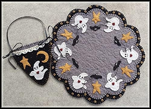 OTR Felt Batty and Boo Penny Rug Kit Pre Washed Wool Applique Kit Halloween Pattern Table Mat and Pocket