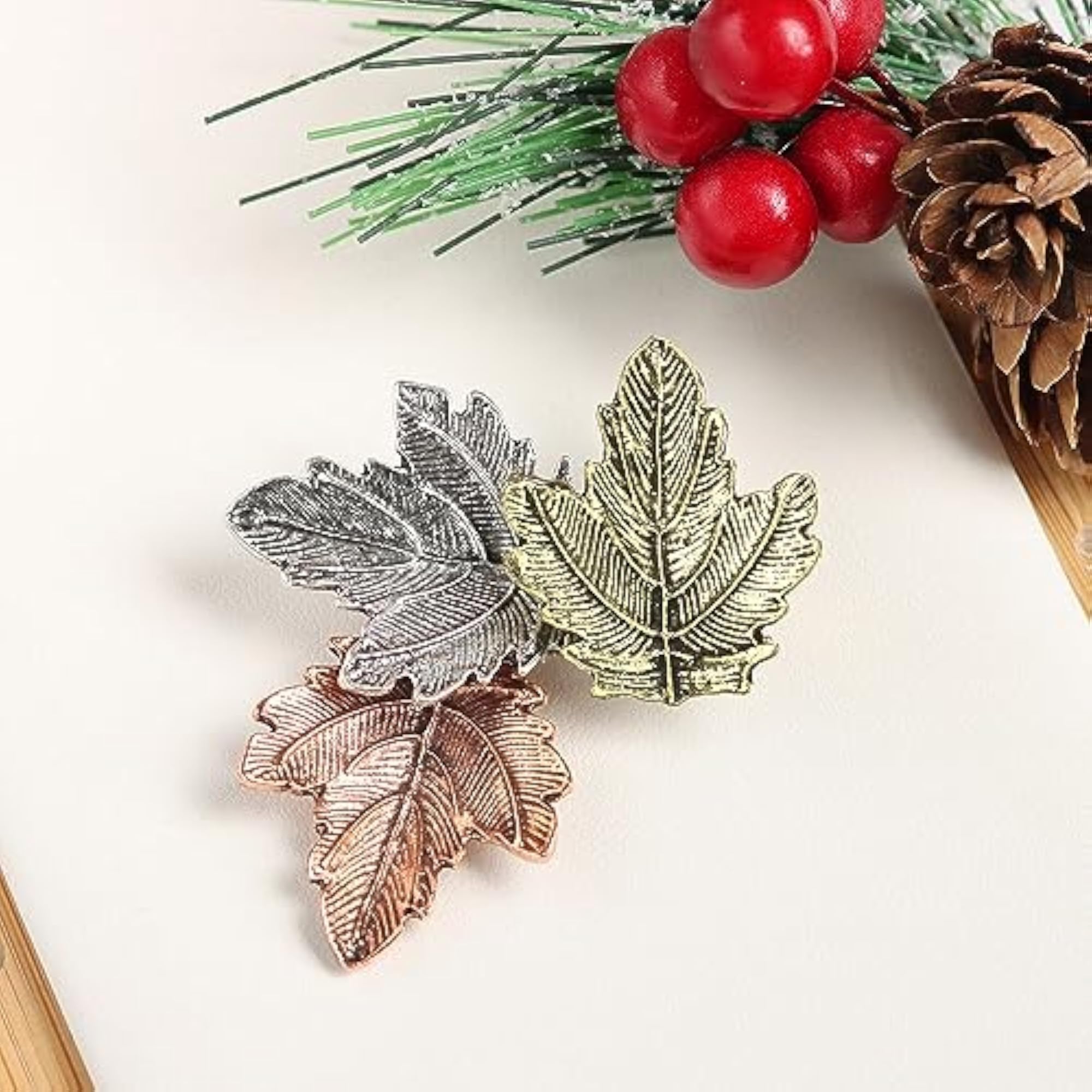 Stylish Crystal Leaf Brooch for Women/Girls/Men (Silver)