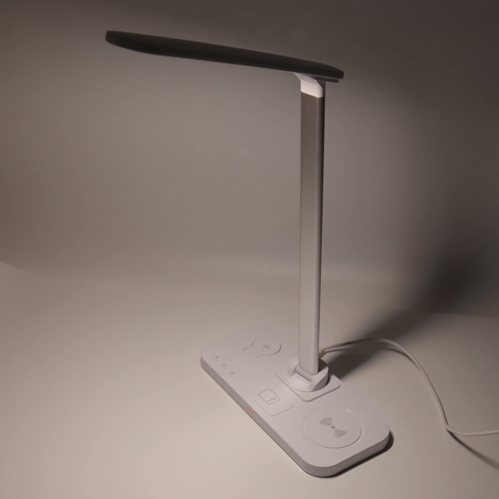 Alomejor Wireless Charging Desk Lamp with High Brightness