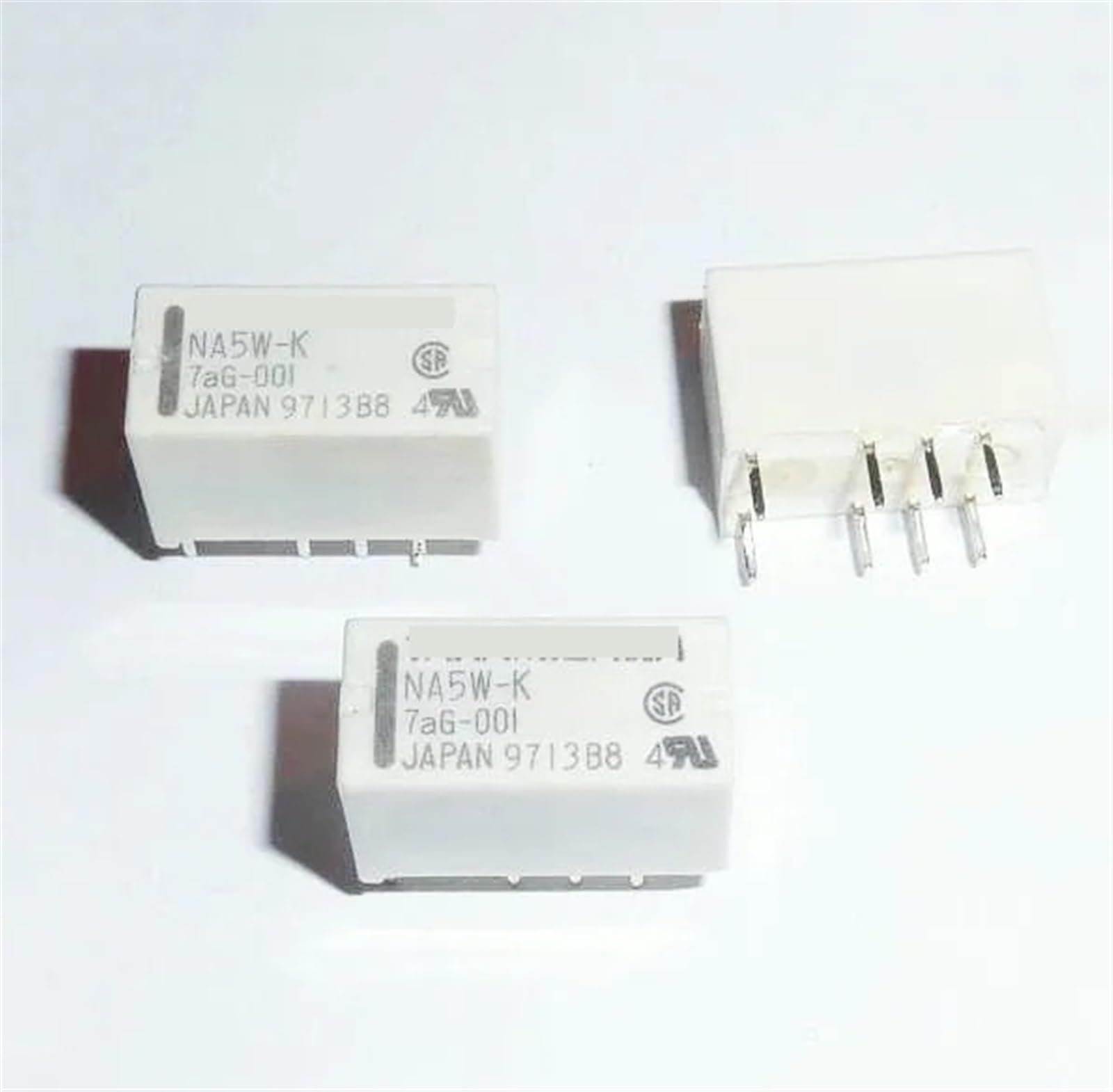 Relais NA24W-K 24VDC avec commutation precise 2A sous boitier DIP8 compact - 2