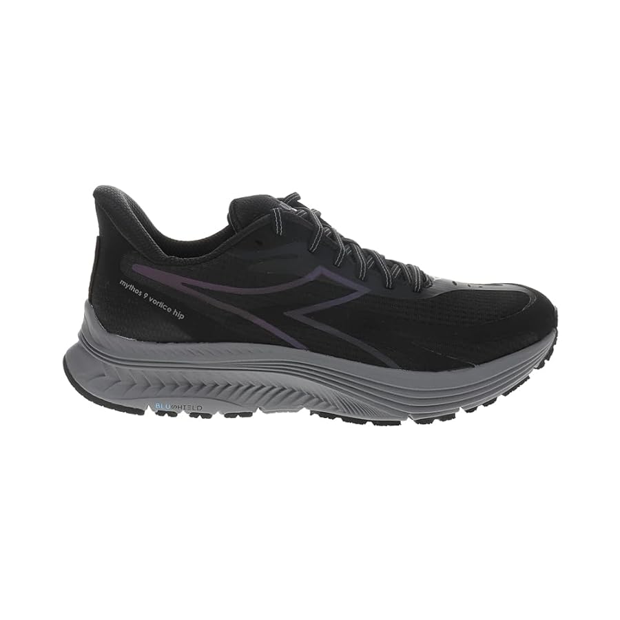 Amazon.com | Diadora Mens Mythos Blushield 9 Vortice Hip