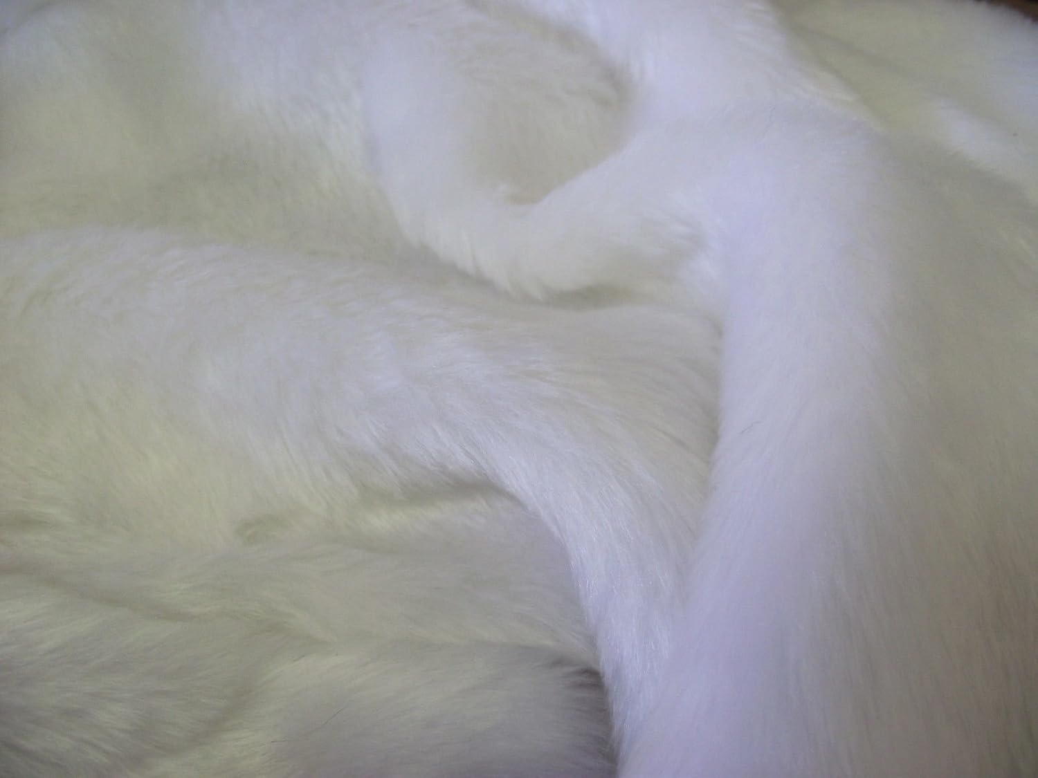 Tissu fausse fourrure ours peluche blanc ne s'effiloche pas 150x100cm
