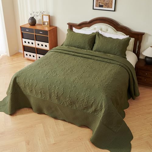 Image of EVENHUG Oversized King Bedspreads California King Quilt Set with Pillow Shams Extra Wide Large King Size Quilts Lightweight Coverlet Bedding Sets Olive Green 120 inchx120 inch