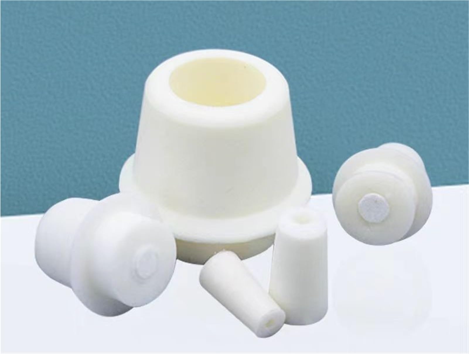 5 Stück Labor-Silikon-Stopper mit Lochstopfen für Luftschleuse, dreieckig, 48–53 mm
